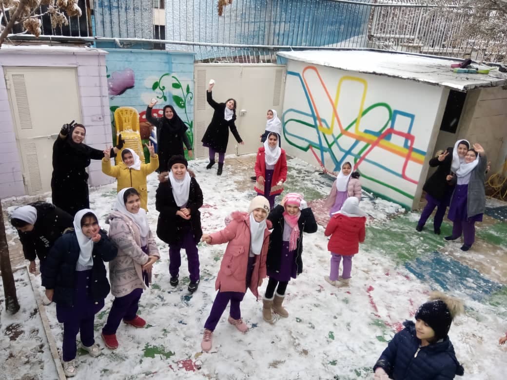 یک روز برفی در مدرسه